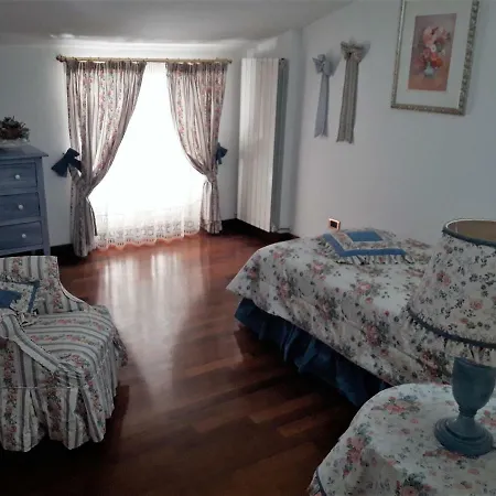 Claudia Indipendente Con Piscina Ad Uso Esclusivo