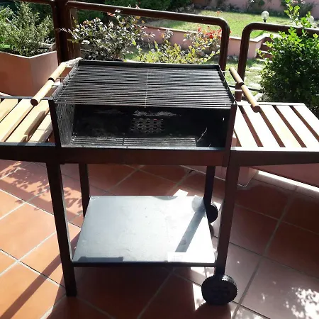 Claudia Indipendente Con Piscina Ad Uso Esclusivo Genga (Ancona)